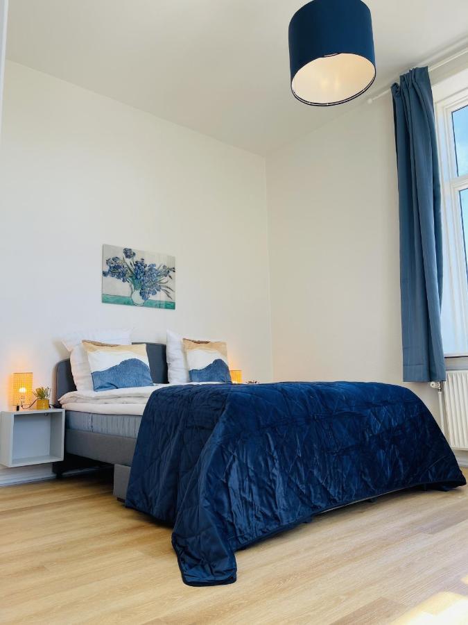 Aday - Blue Light Suite Apartment In The Center Of Hjørring Zewnętrze zdjęcie